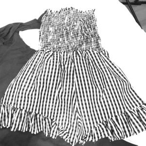 BRAND NEW black and white gingham romper